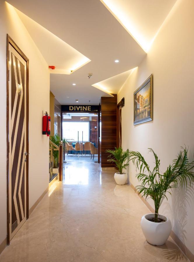 Hotel Classio Royale Amritsar Bagian luar foto