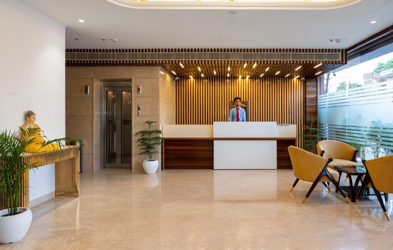 Hotel Classio Royale Amritsar Bagian luar foto