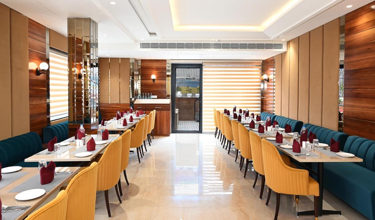 Hotel Classio Royale Amritsar Bagian luar foto