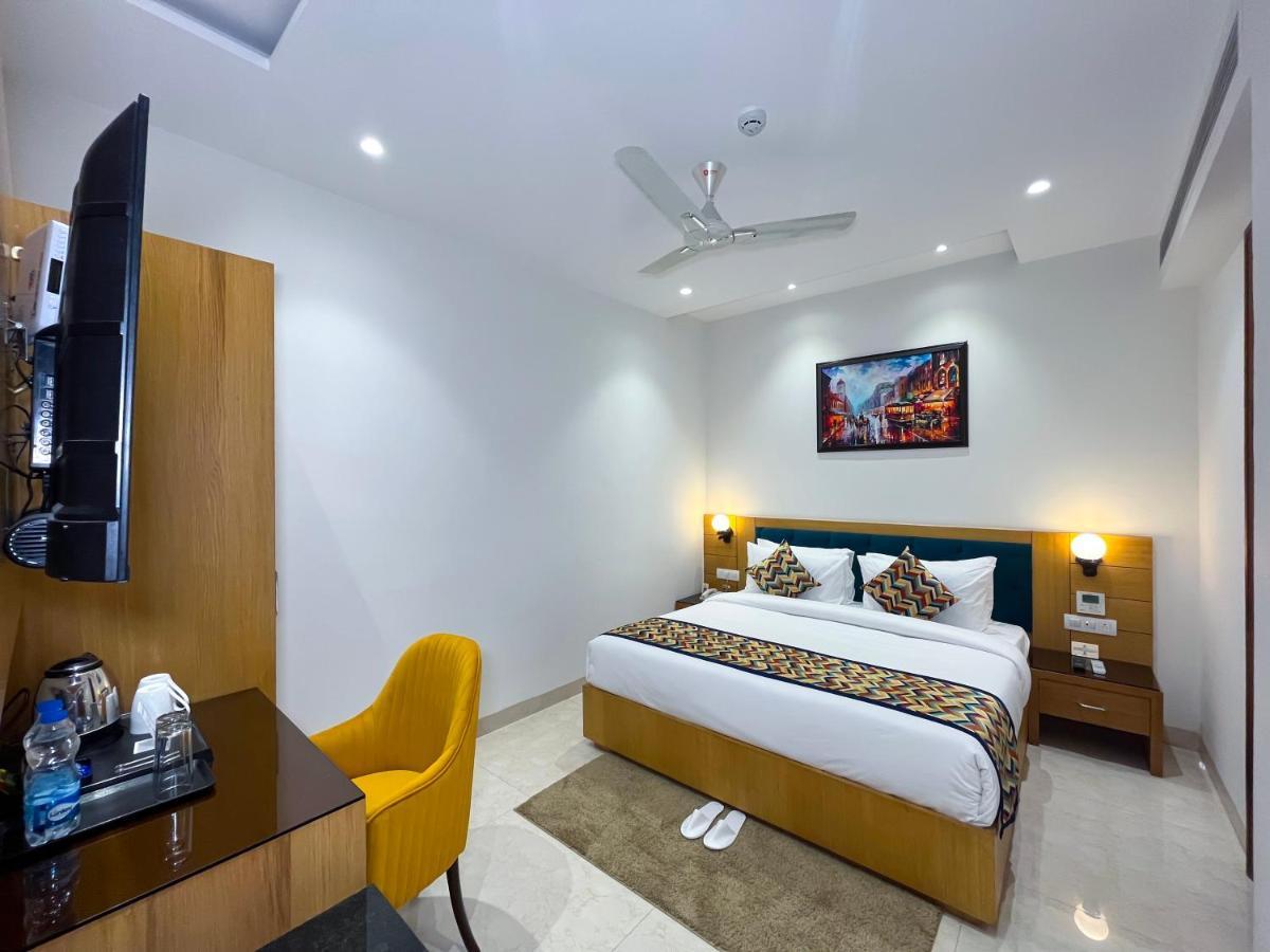 Hotel Classio Royale Amritsar Bagian luar foto